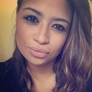 Meet your Posher, Camille